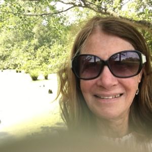 Meet your Posher, Carol
